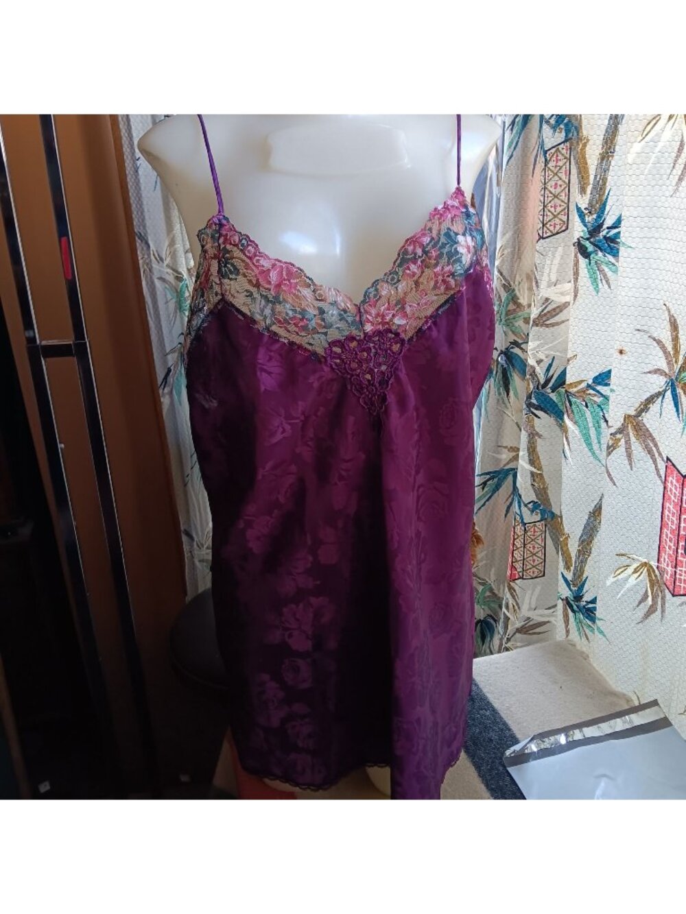 Val Mode Vintage Large Slip Purple Satin Nightgown Floral Lace Trim